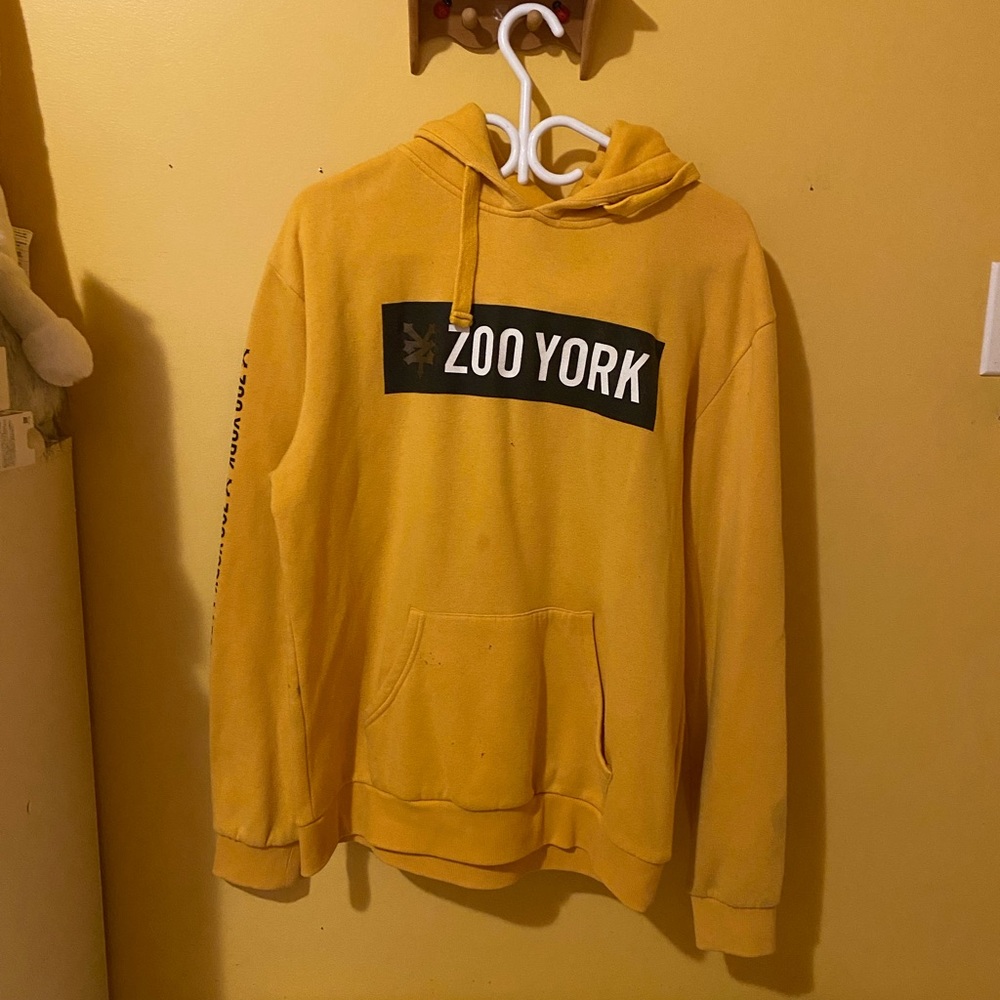 Yellow Zoo York Hoodie size Large